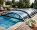 Cât economisești cu acoperirea piscinei