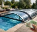 Cât economisești cu acoperirea piscinei