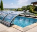 Cât rezistă o acoperire piscină?