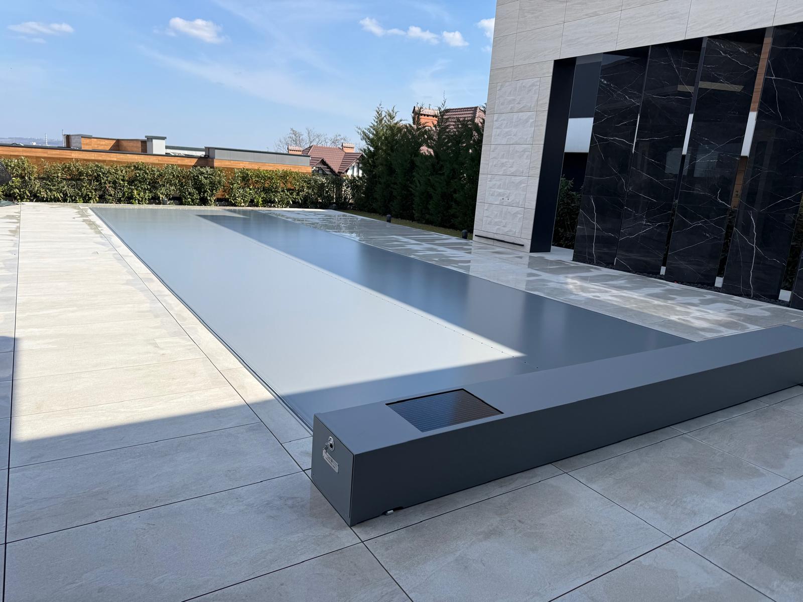 Acoperire automata Coverseal pentru piscina premium