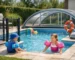 Cum securizezi piscina pentru copii în siguranță
