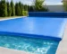 Testul unui capac termic din spumă pentru piscine